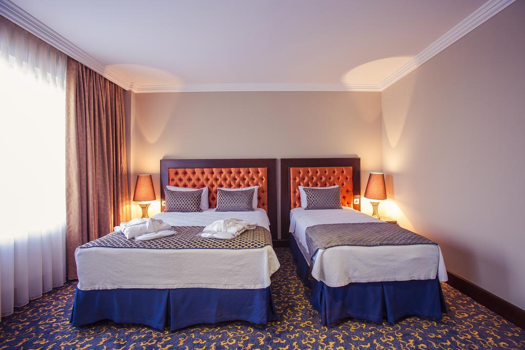 Hotel Intourist Palace Batumi Habitación foto