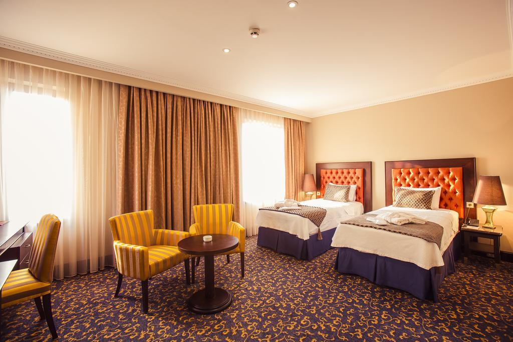 Hotel Intourist Palace Batumi Habitación foto
