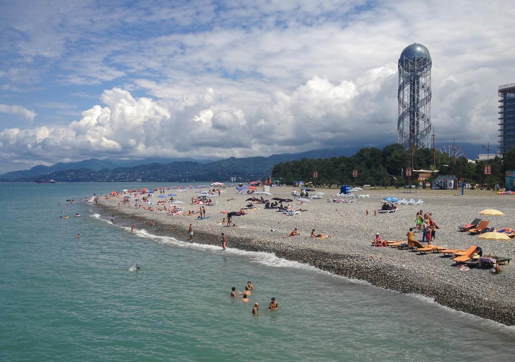 Hotel Intourist Palace Batumi Exterior foto