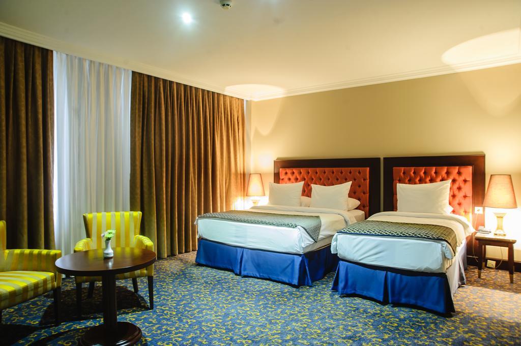 Hotel Intourist Palace Batumi Exterior foto