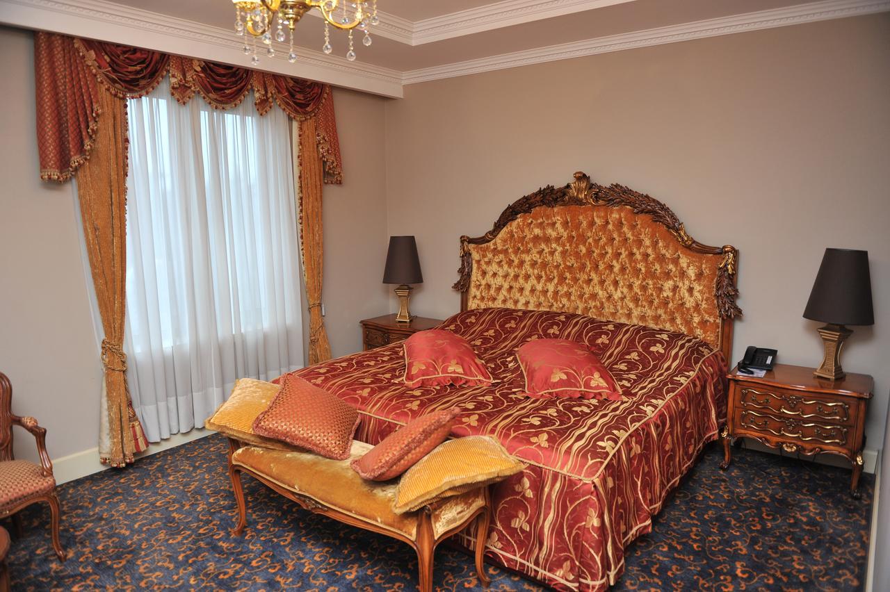 Hotel Intourist Palace Batumi Habitación foto